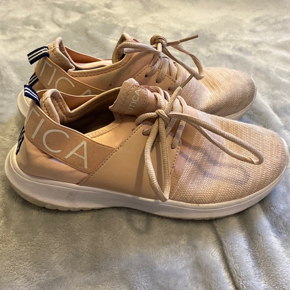 Nautica Sneakers.